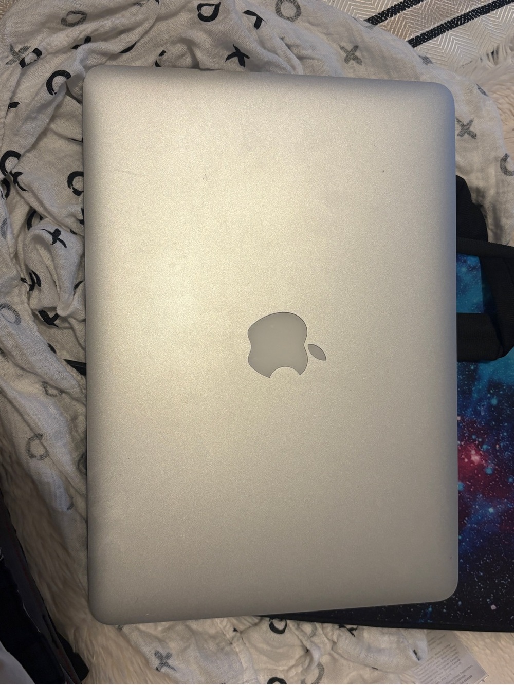 Apple MacBook Pro Aluminum Silver Rear Casing